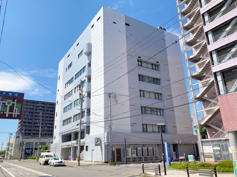 青森商工会議所パソコン教室
の外観