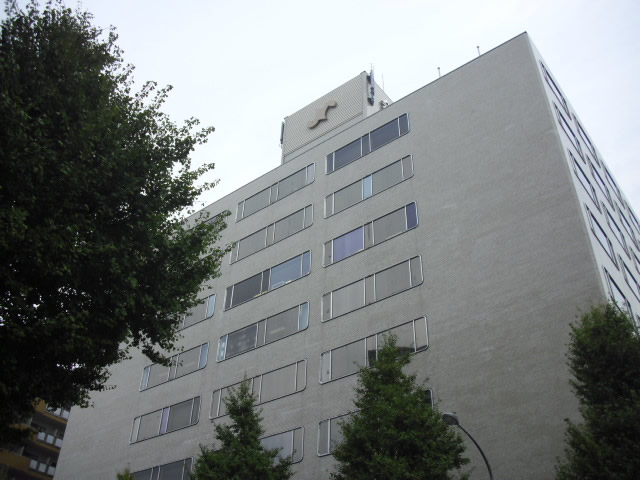 福岡商工会議所パソコン教室 博多校の外観