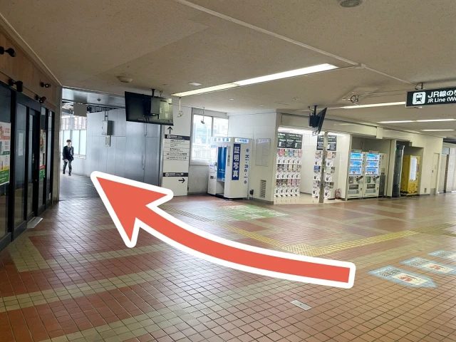 京橋教室へのルート_京橋駅西口からの進行方向